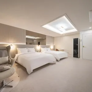 ホテル Dk Airport