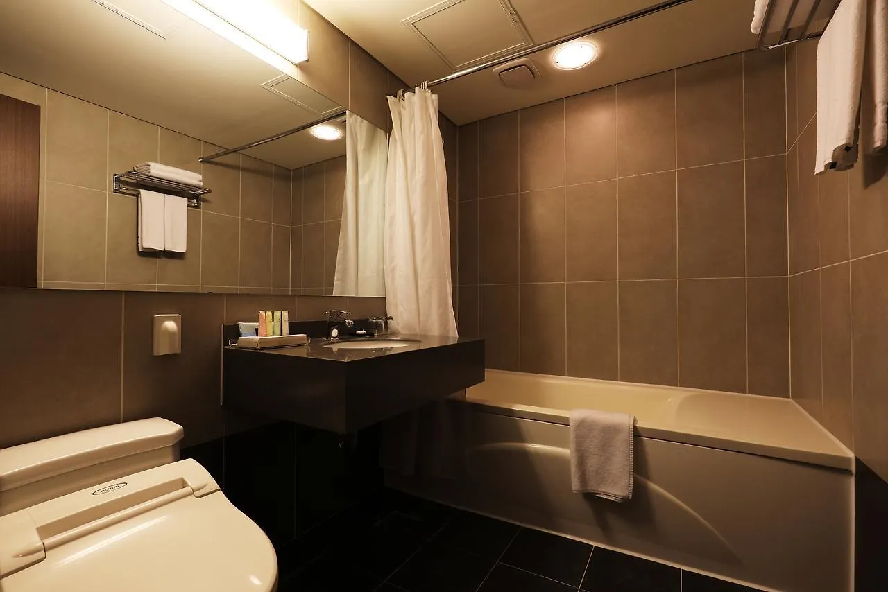 Bridge Hotel Incheon Songdo 2*,